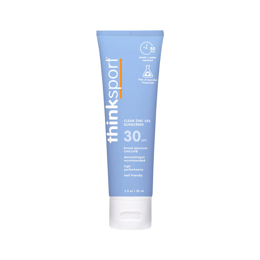 Tube de crème solaire minérale Thinksport Clear Zinc Sunscreen SPF 30, formule transparente à l'oxyde de zinc.