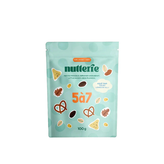 Sachet de Snack Mix de la marque Nutterie, un mélange de noix et graines croquantes pour une collation nutritive.