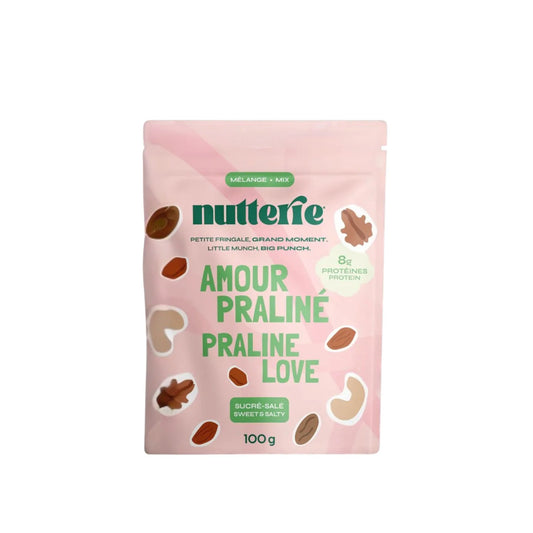 Sachet de Praline Love Mix de la marque Nutterie, un mélange de noix gourmandes enrobées de praliné croustillant.